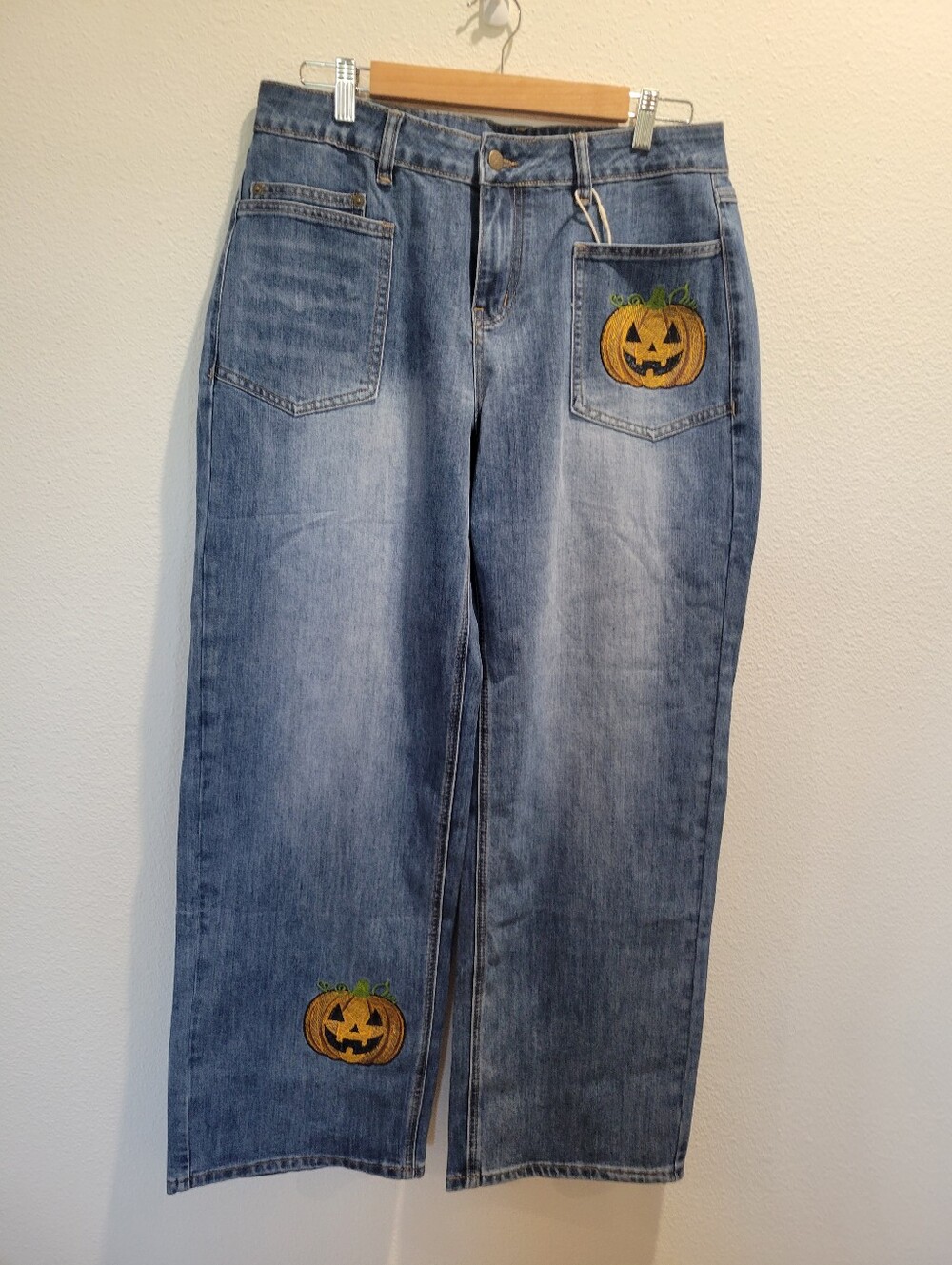 Flamingals Halloween Pattern Mid Waist Straight Leg Jeans Size Large NWT